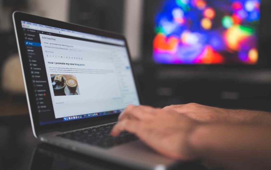 Advantages of Having a Website for Small Businesses