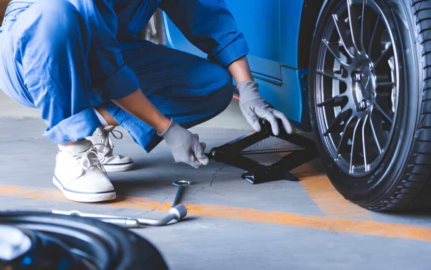 balanced weight car jack relies on balance