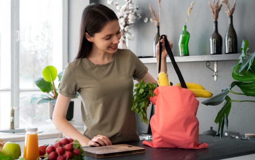Beyond the Groceries: Creative Ways Your Clients Use Your Tote Bags